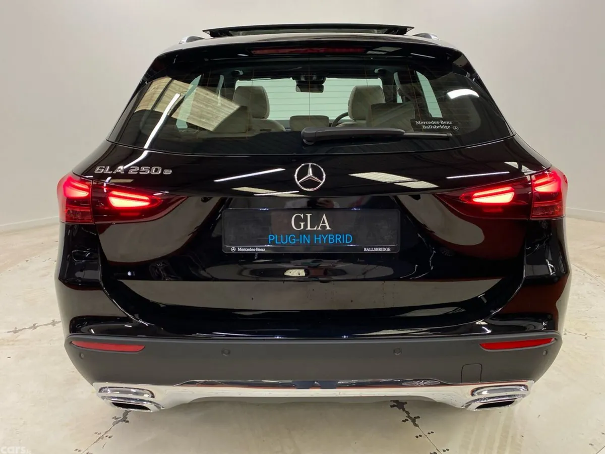 Mercedes-Benz GLA SUV, Petrol, 2026, Black