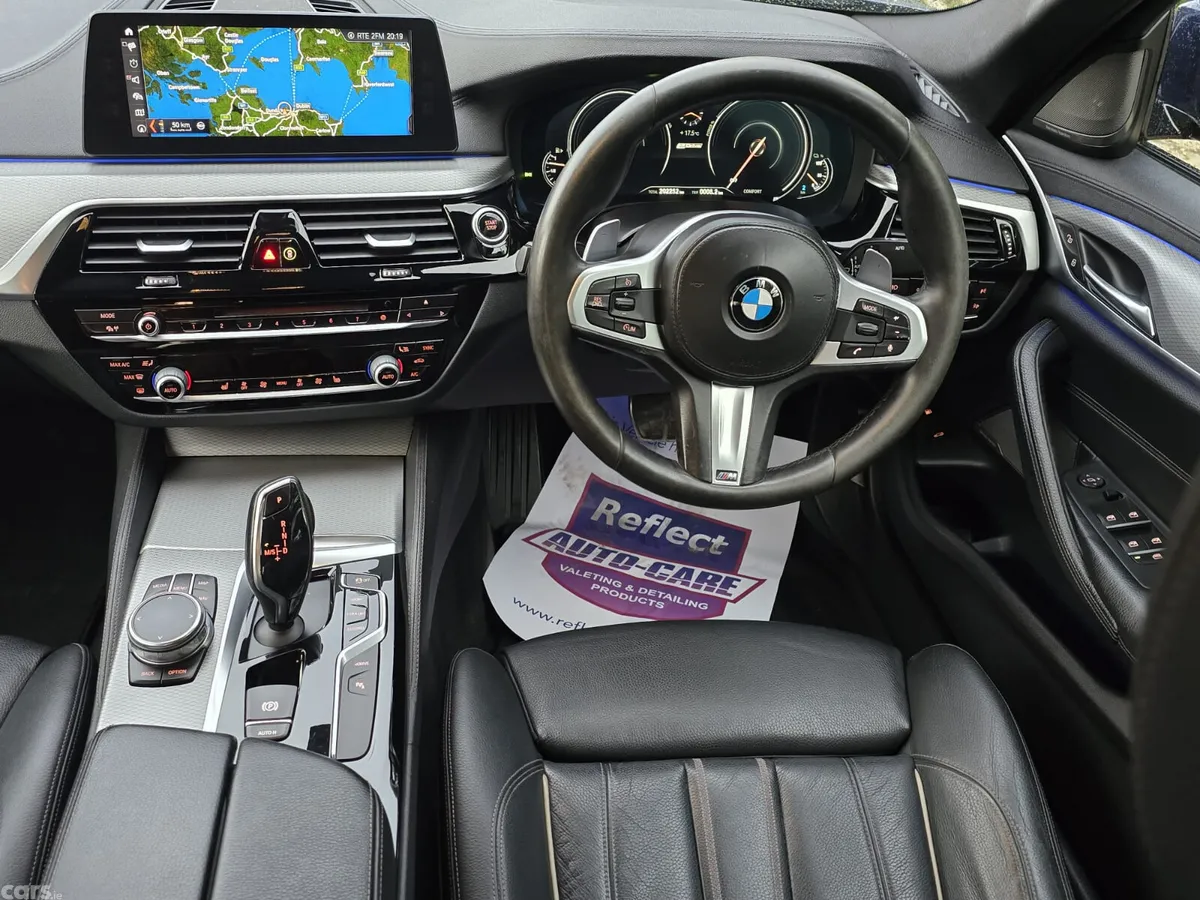 BMW 5-Series Saloon, Petrol Plug-in Hybrid, 2017, Blue
