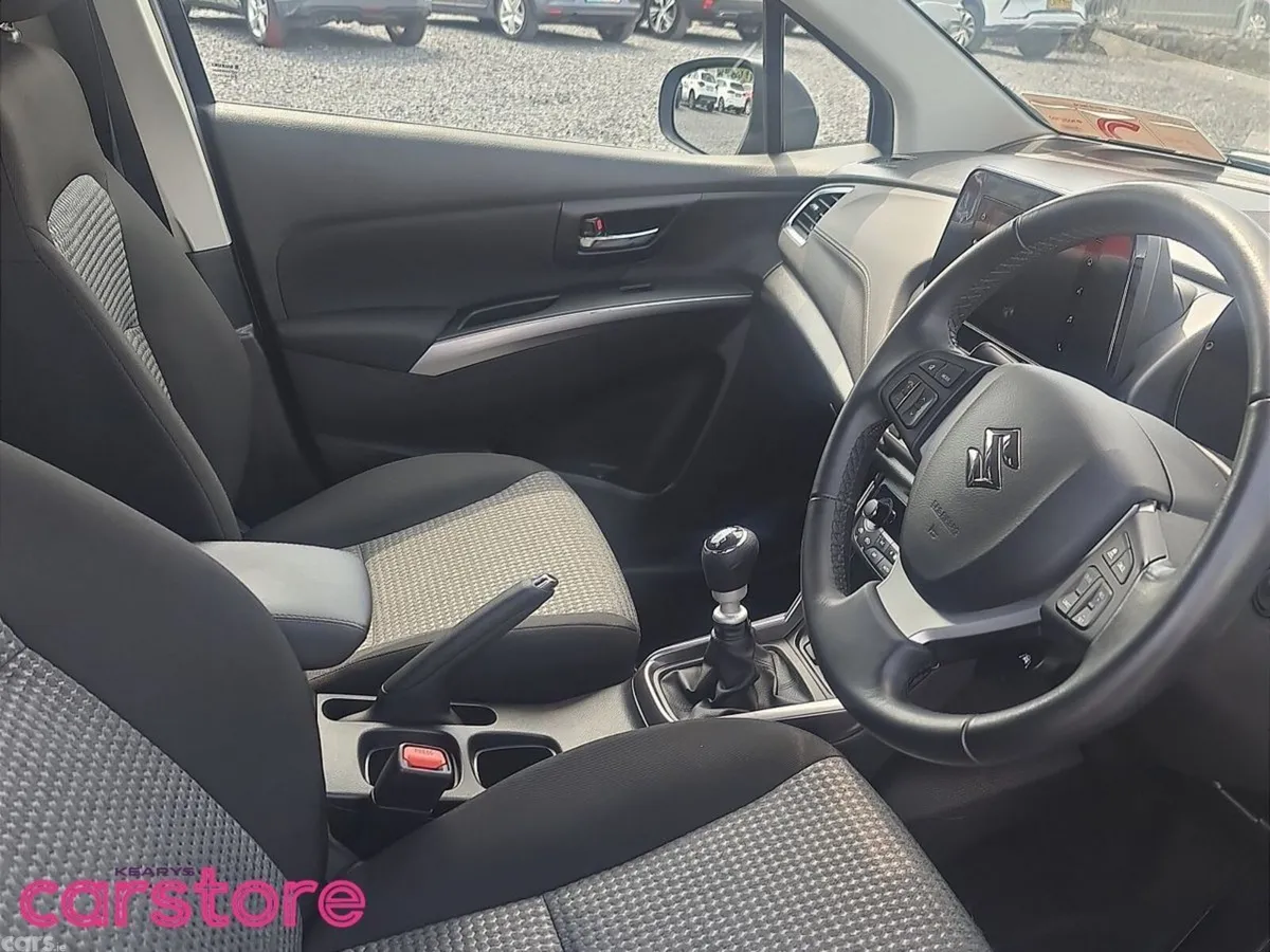 Suzuki SX4 S-Cross Hatchback, Petrol, 2023, Blue