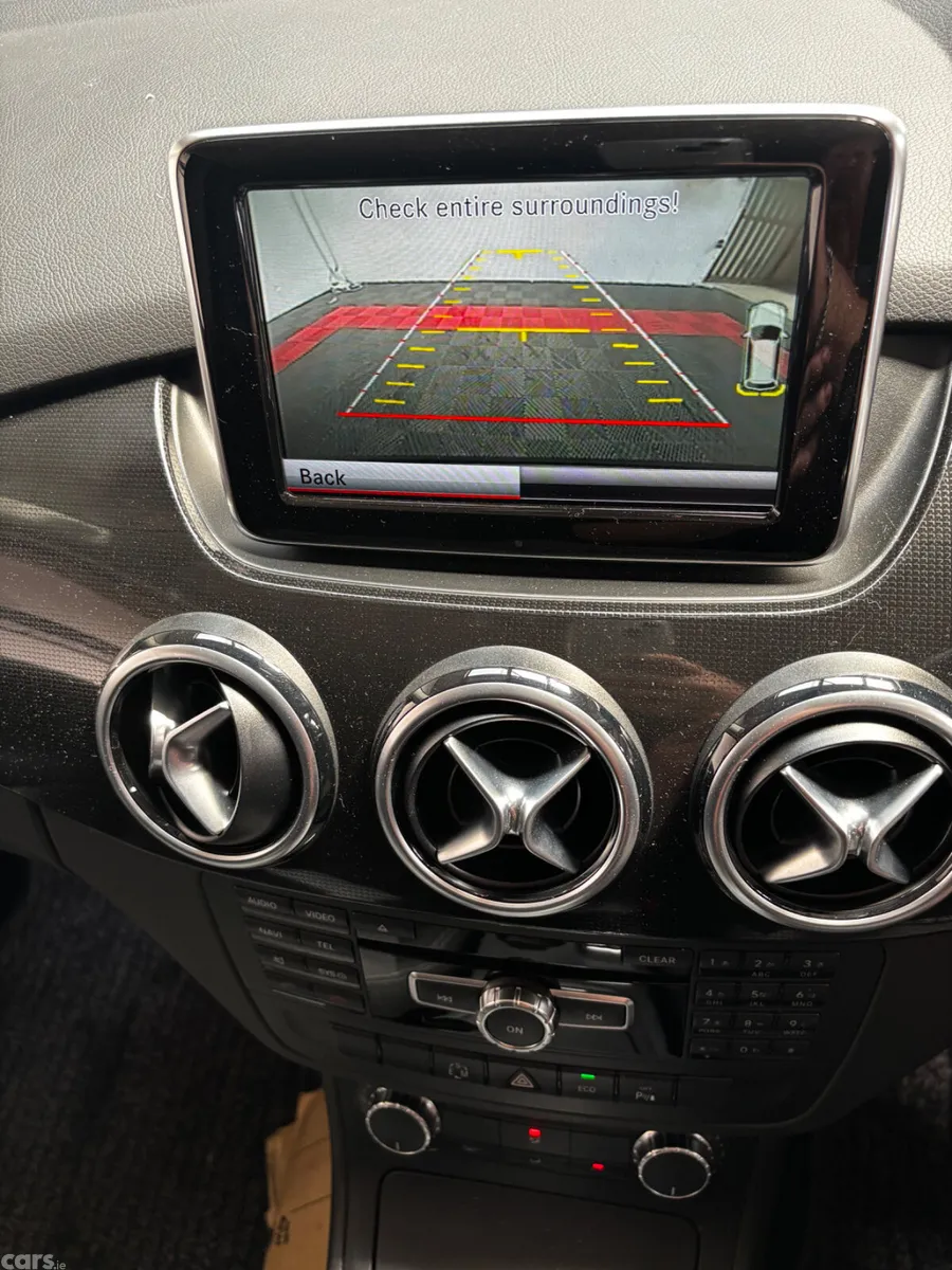 Mercedes-Benz B-Class Hatchback, Petrol, 2013, Black