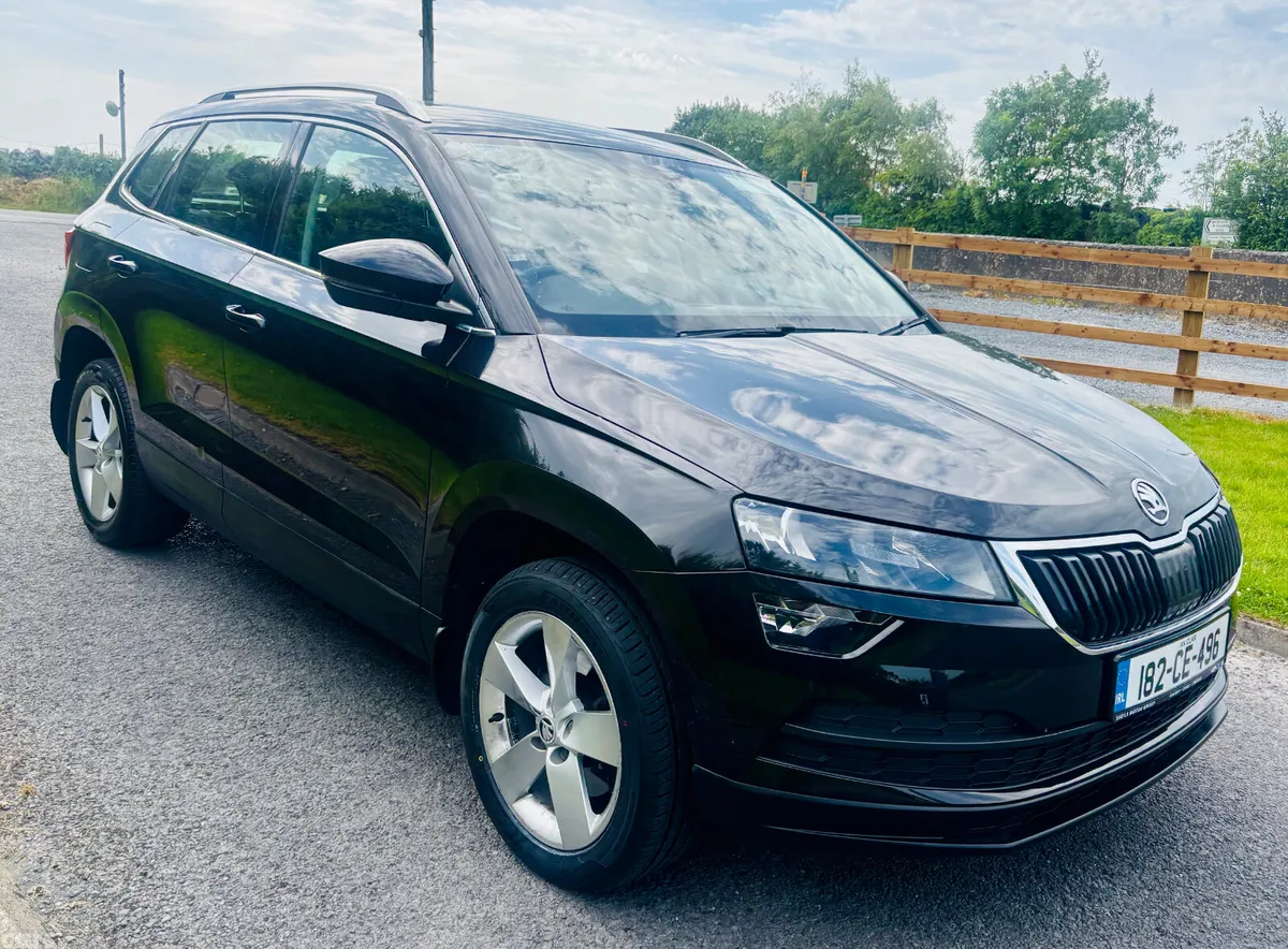 Skoda Karoq Estate/Jeep, Petrol, 2018, Black