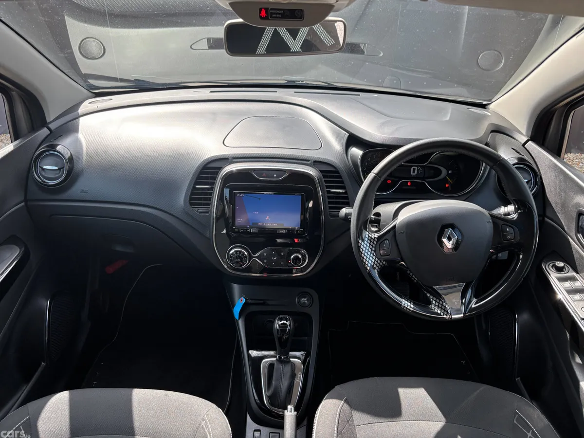 Renault Captur Hatchback, Petrol, 2015, Beige