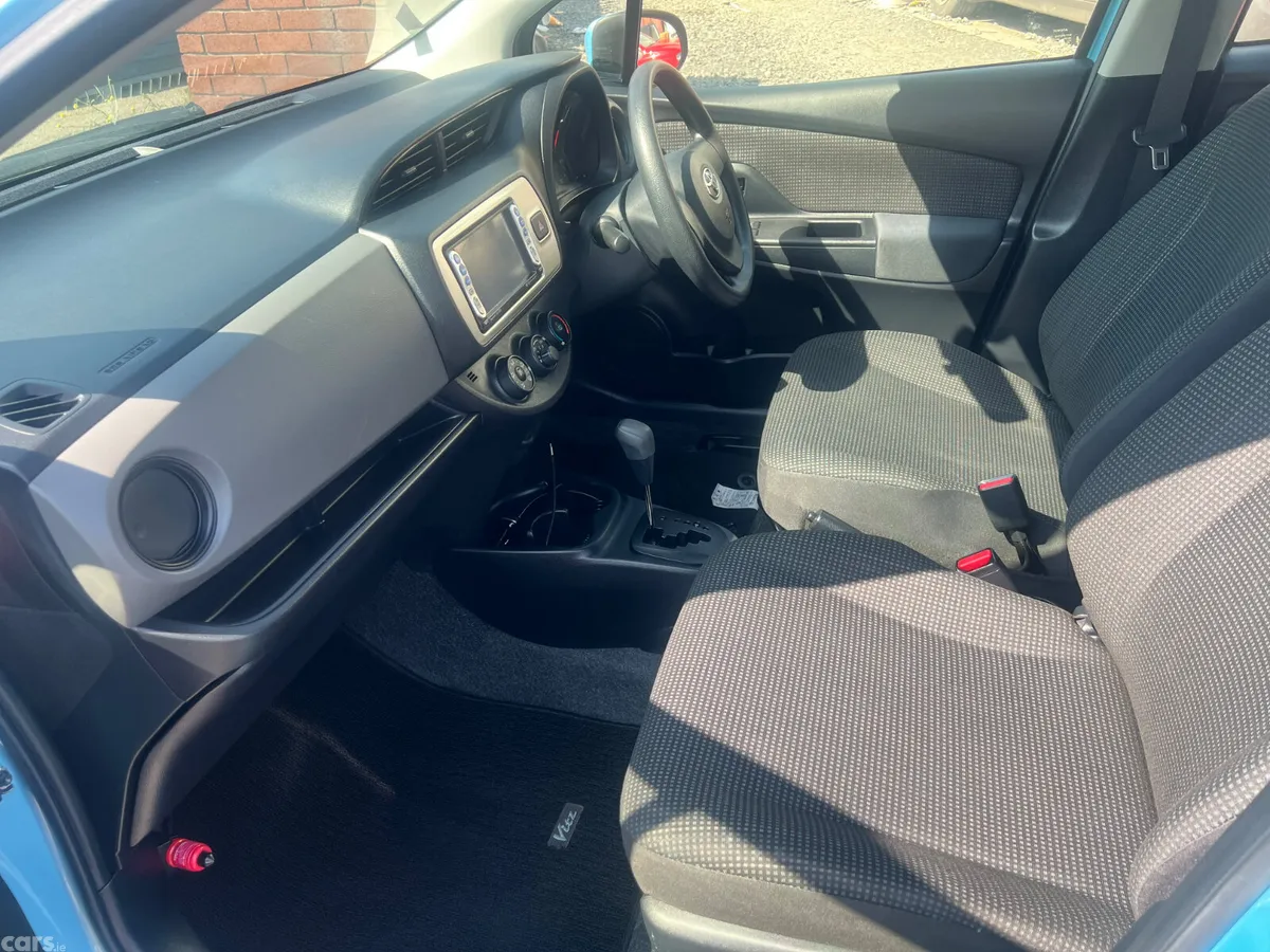 Toyota Vitz Hatchback, Petrol, 2015, Blue