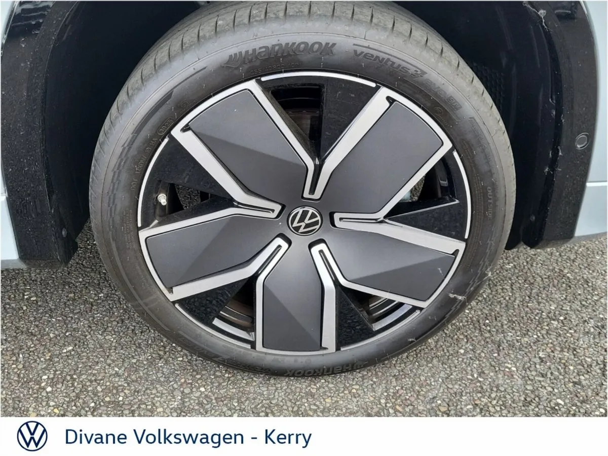 Volkswagen Tayron SUV, Petrol Plug-in Hybrid, 2026, Silver