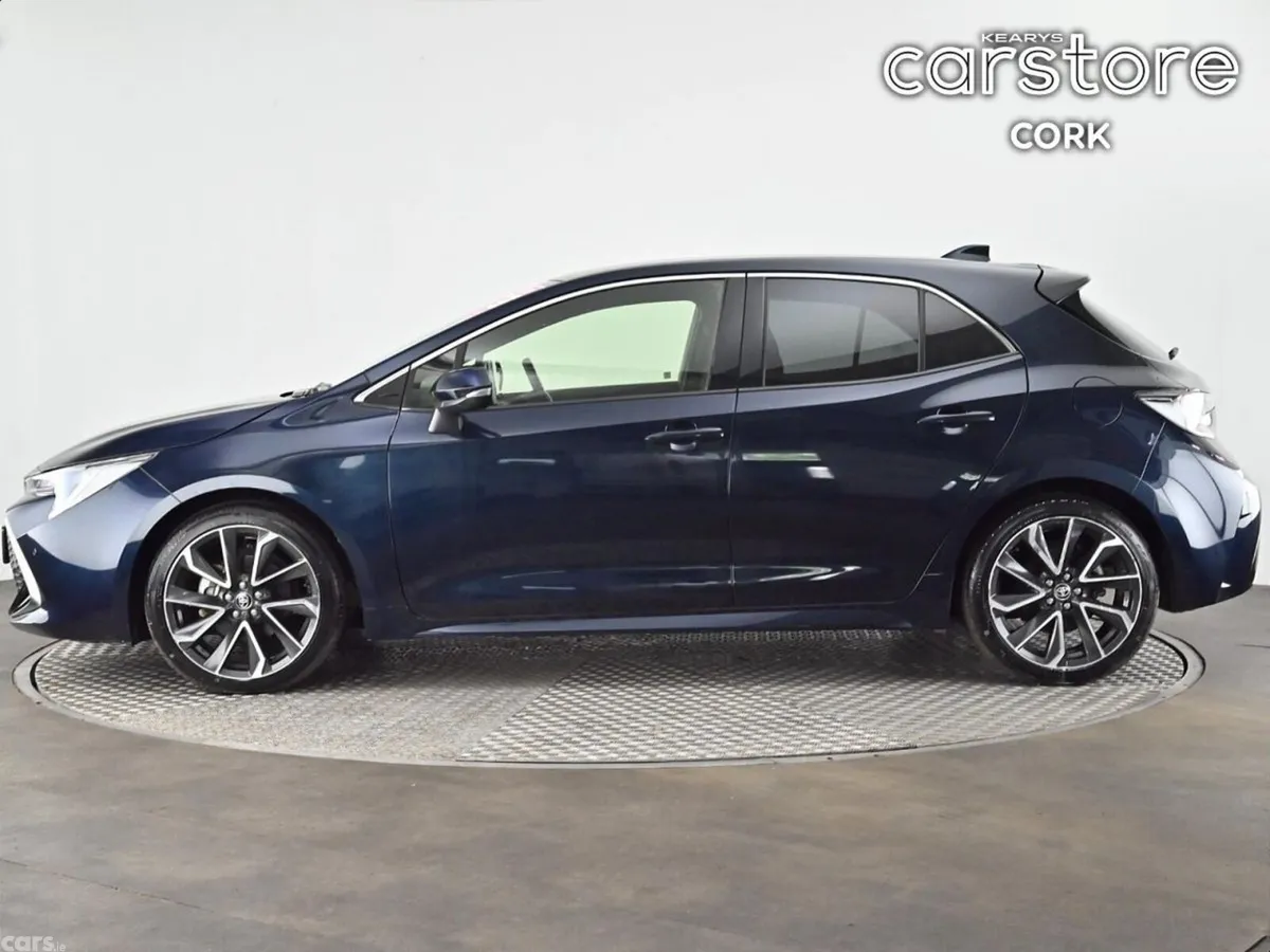 Toyota Corolla Hatchback, Petrol Hybrid, 2019, Blue