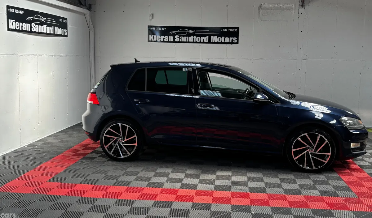 Volkswagen Golf Hatchback, Petrol, 2016, Blue