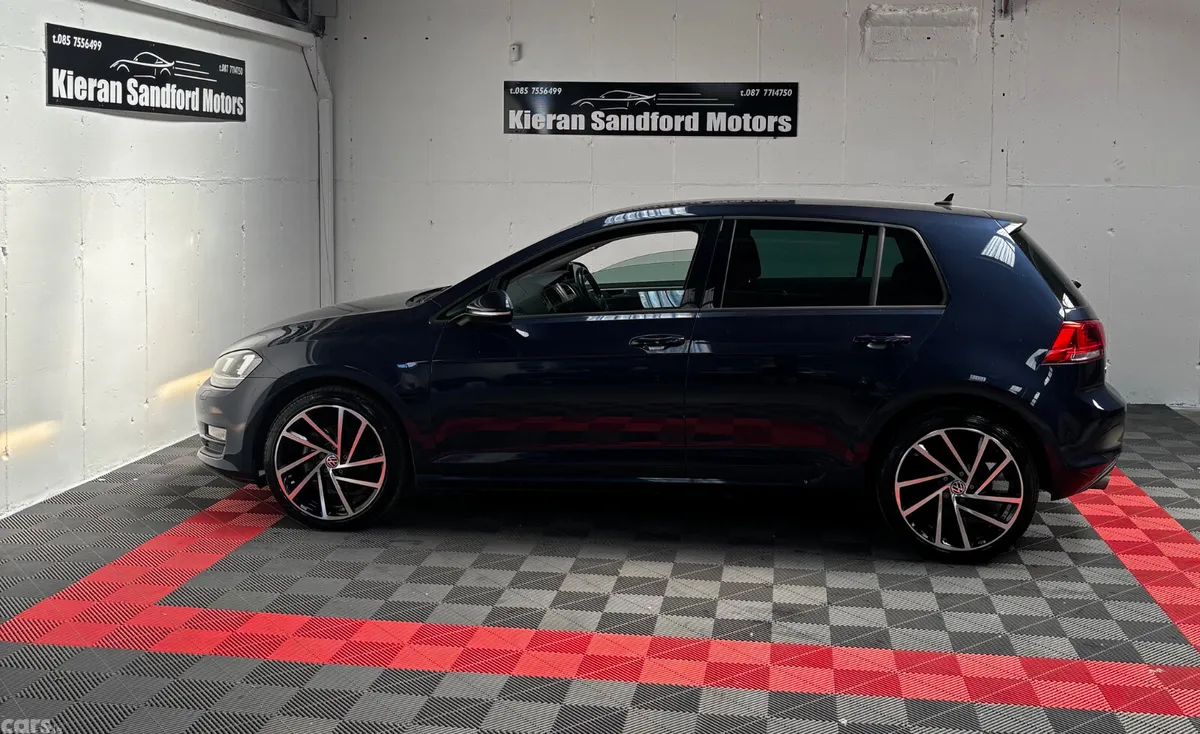 Volkswagen Golf Hatchback, Petrol, 2016, Blue