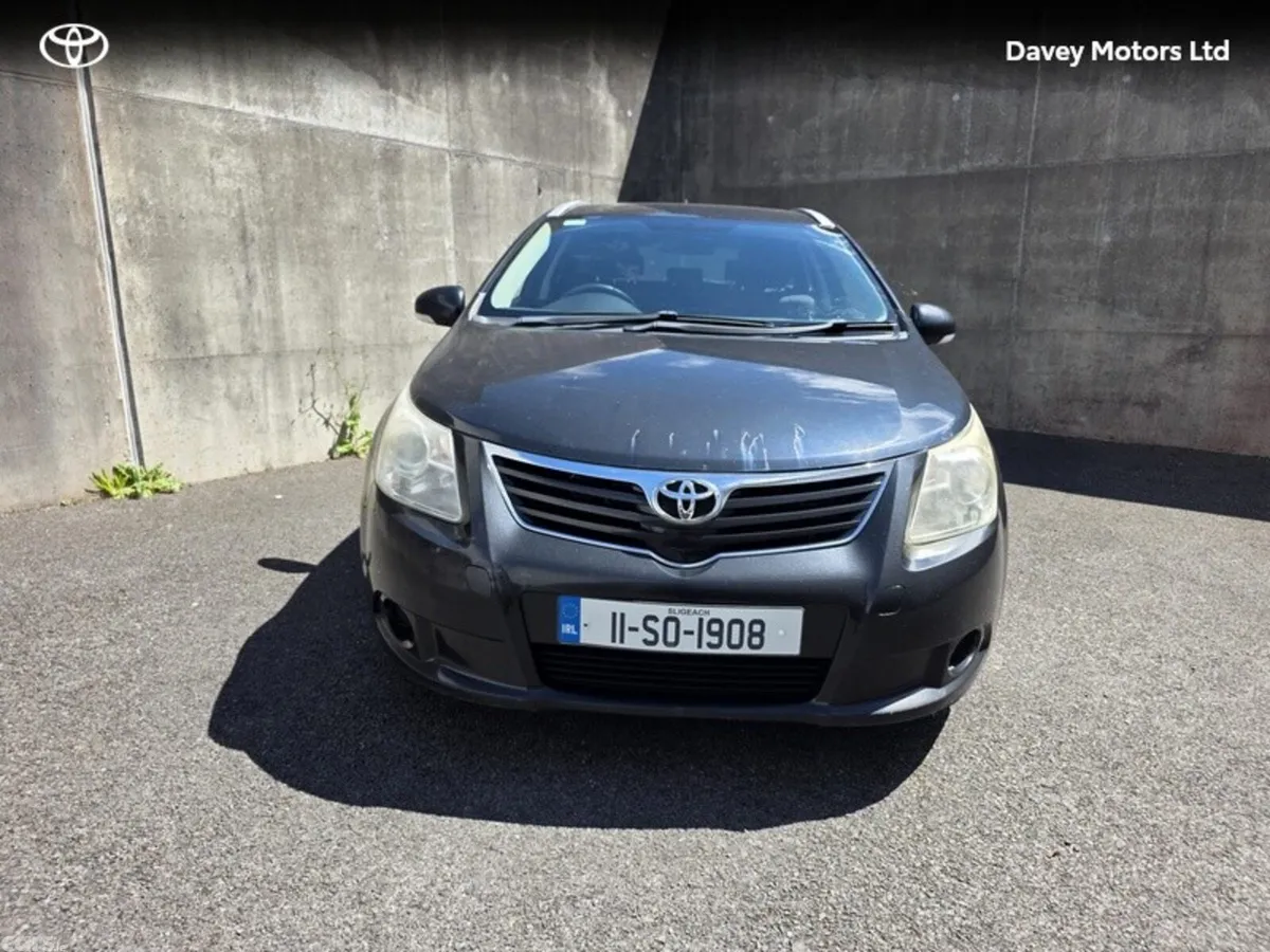 Toyota Other Estate, Diesel, 2011, Grey