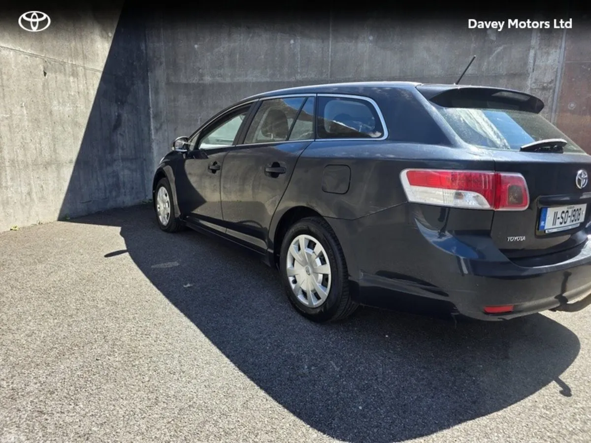 Toyota Other Estate, Diesel, 2011, Grey