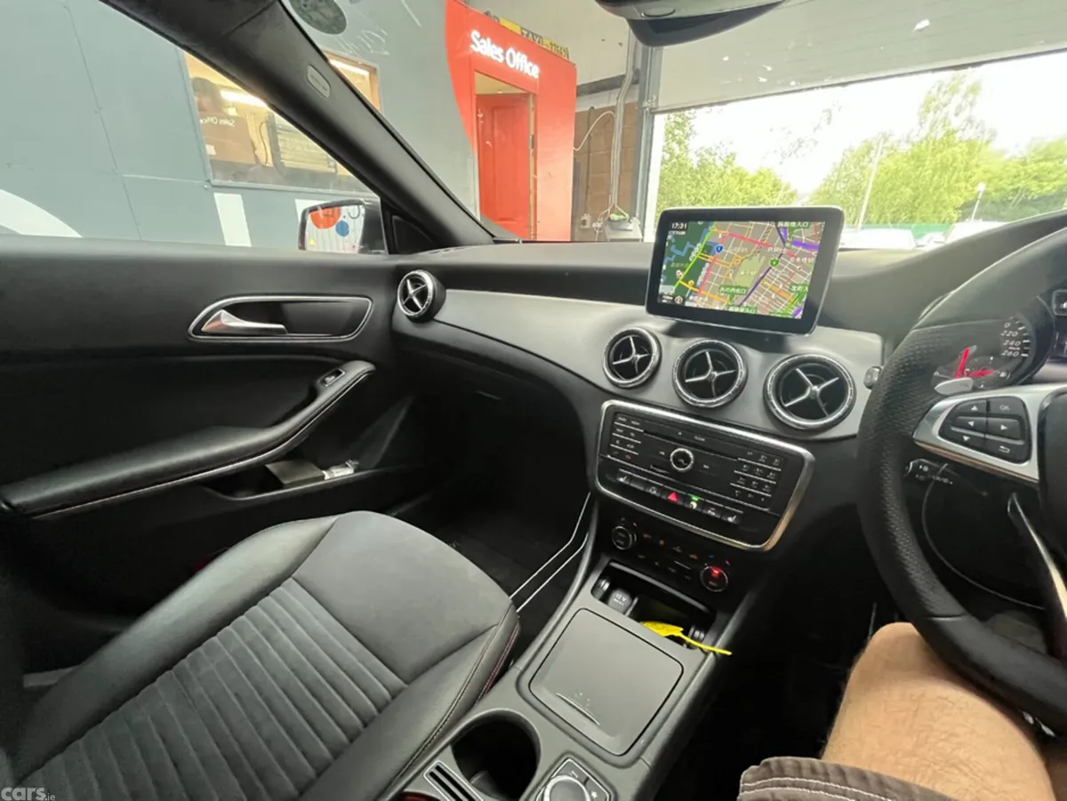 Mercedes-Benz CLA Saloon, Petrol, 2016, Black