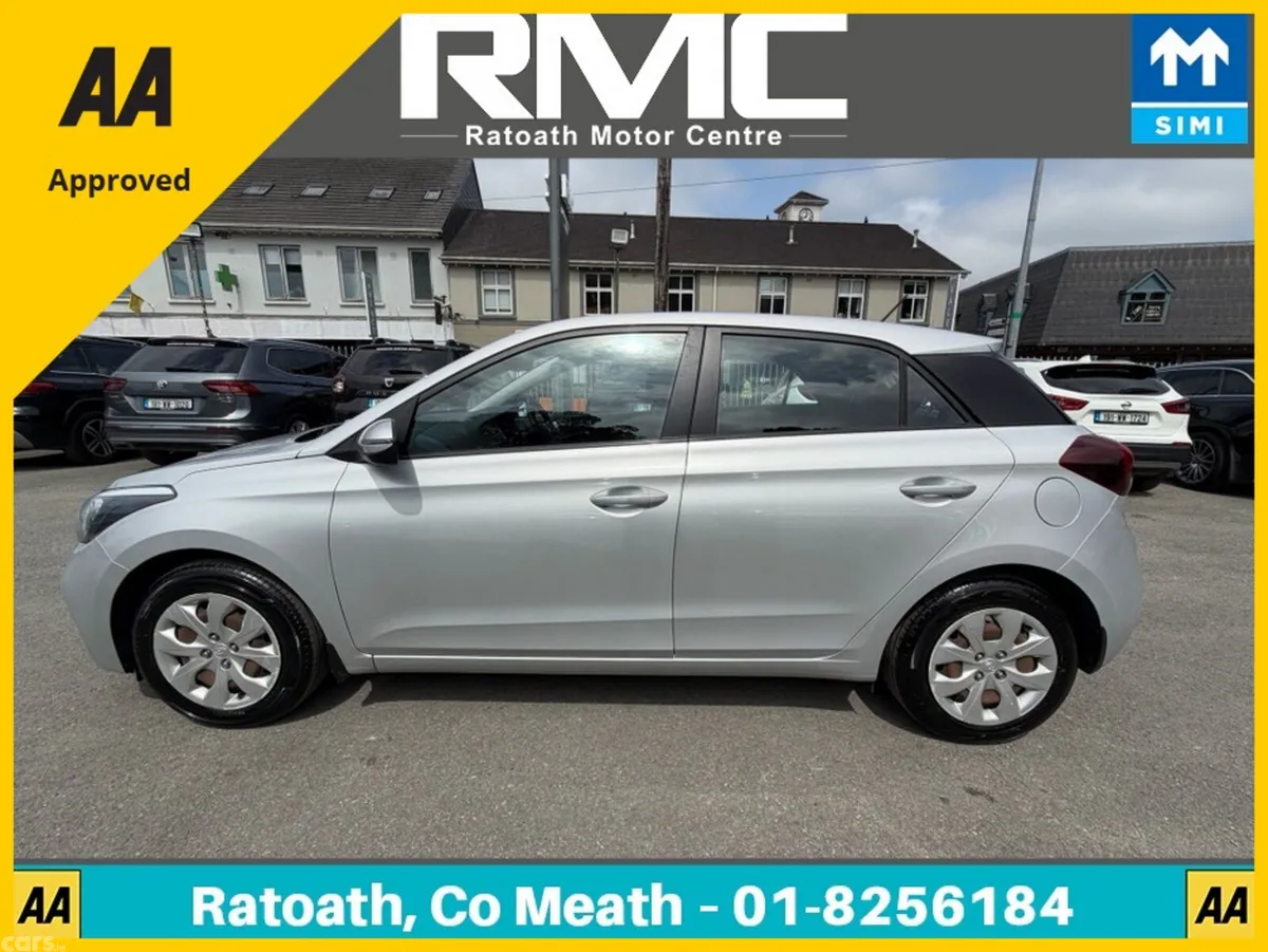 Hyundai i20 Hatchback, Petrol, 2019, Grey