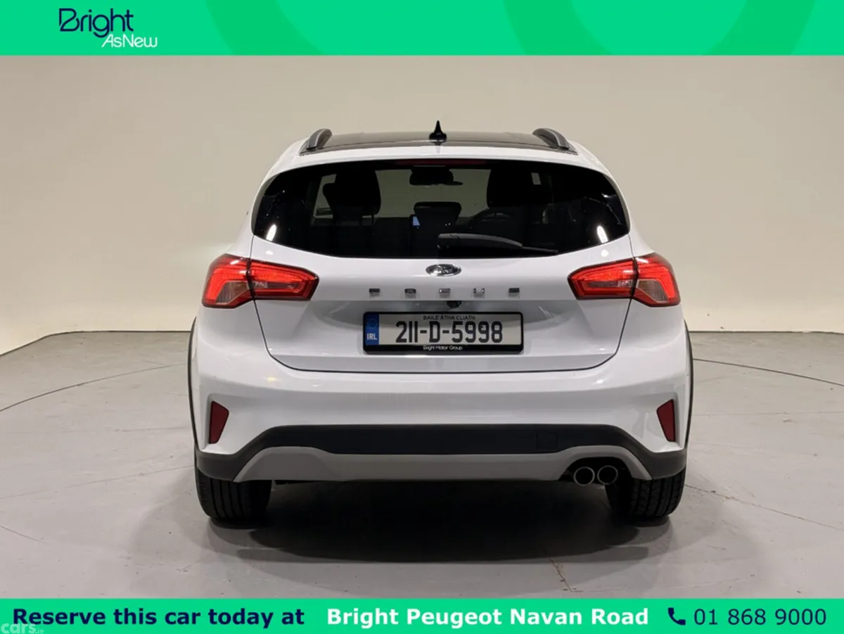 Ford Focus Hatchback, Petrol, 2021, White