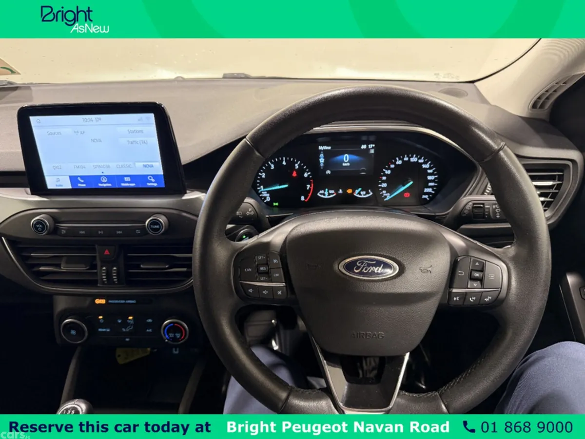 Ford Focus Hatchback, Petrol, 2021, White