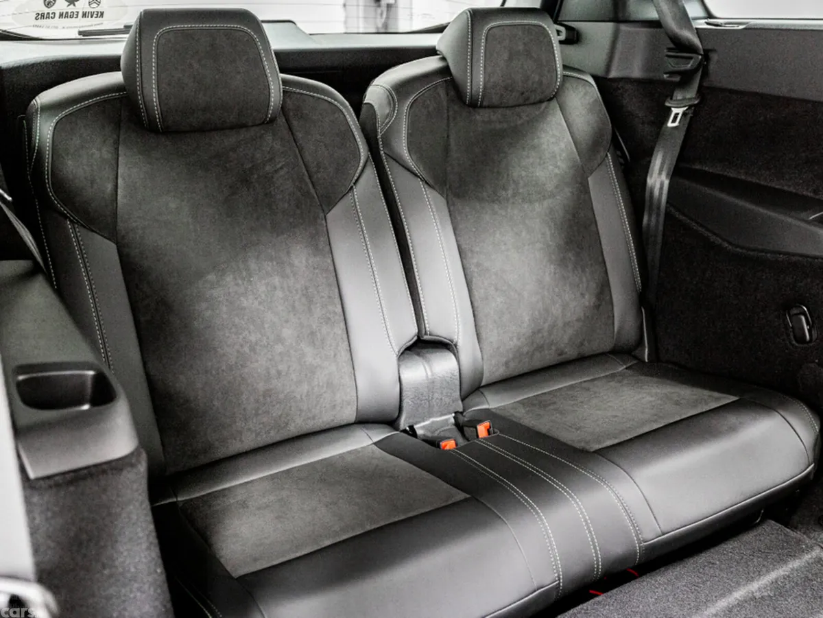 Peugeot 5008 SUV, Electric, 2026, Grey