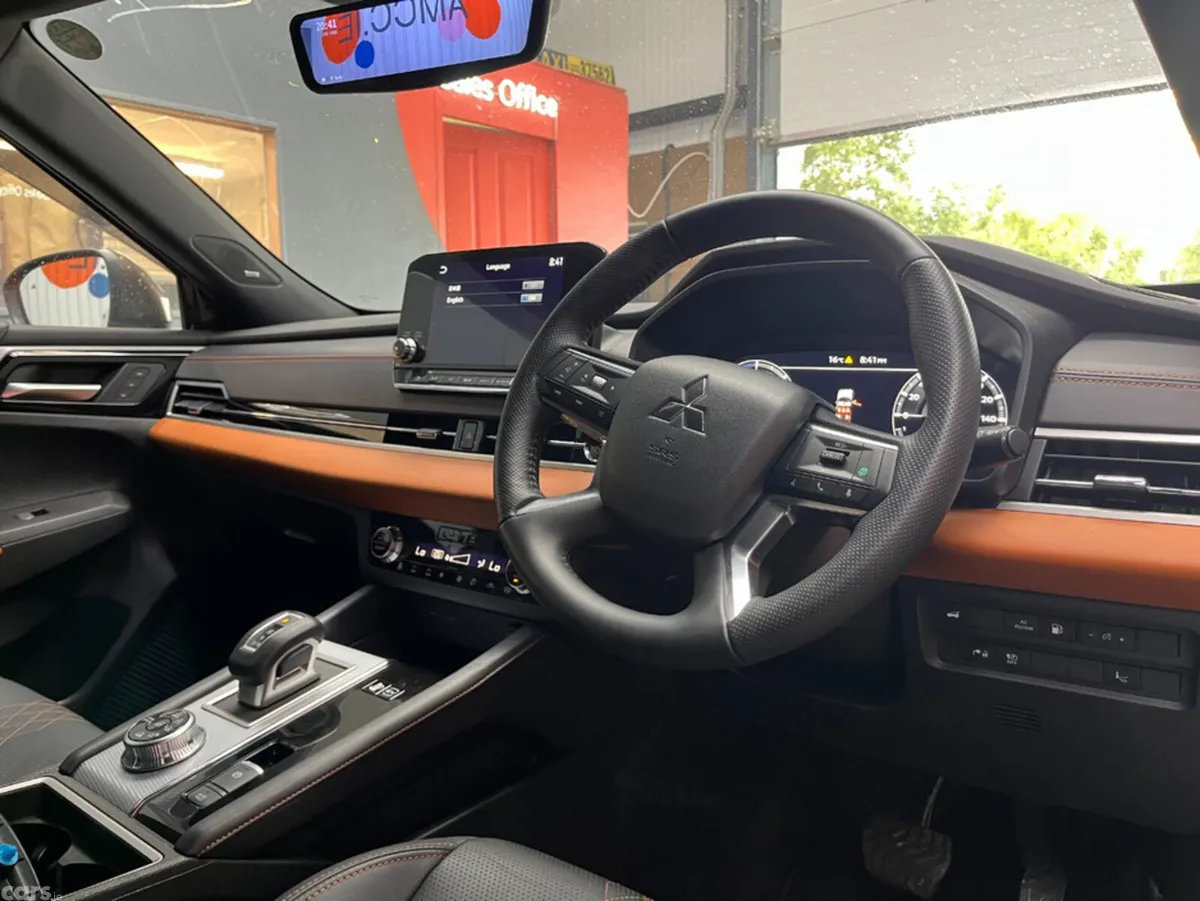Mitsubishi Outlander SUV, Petrol, 2023, Brown