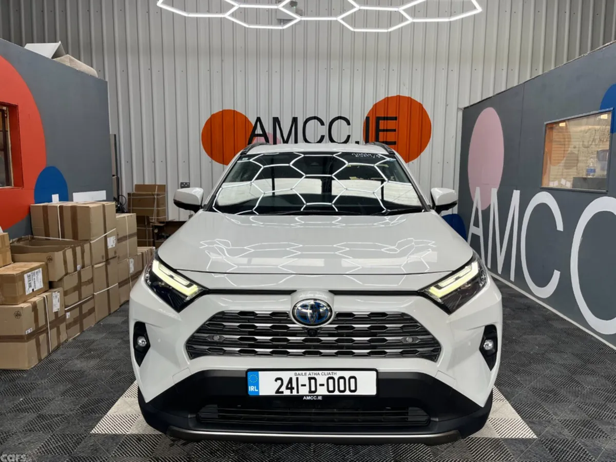 Toyota RAV4 SUV, Petrol Hybrid, 2024, White