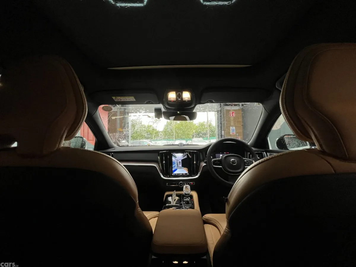 Volvo V60 Estate, Petrol Plug-in Hybrid, 2024, White