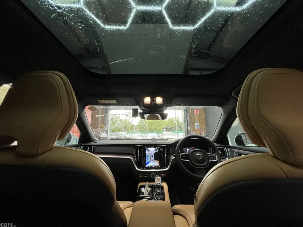 Volvo V60 Estate, Petrol Plug-in Hybrid, 2024, White