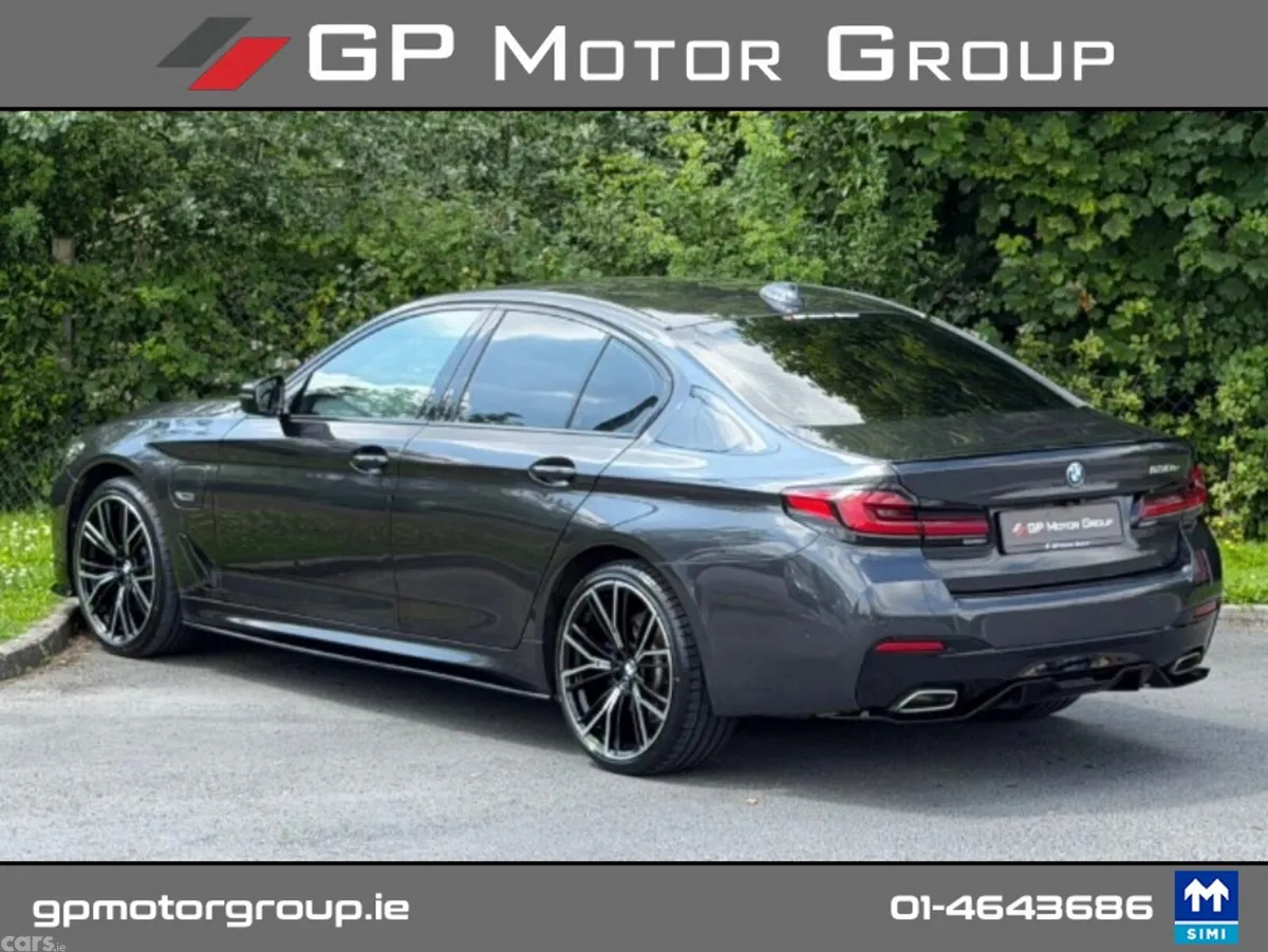 BMW 5-Series Saloon, Petrol Plug-in Hybrid, 2022, Grey