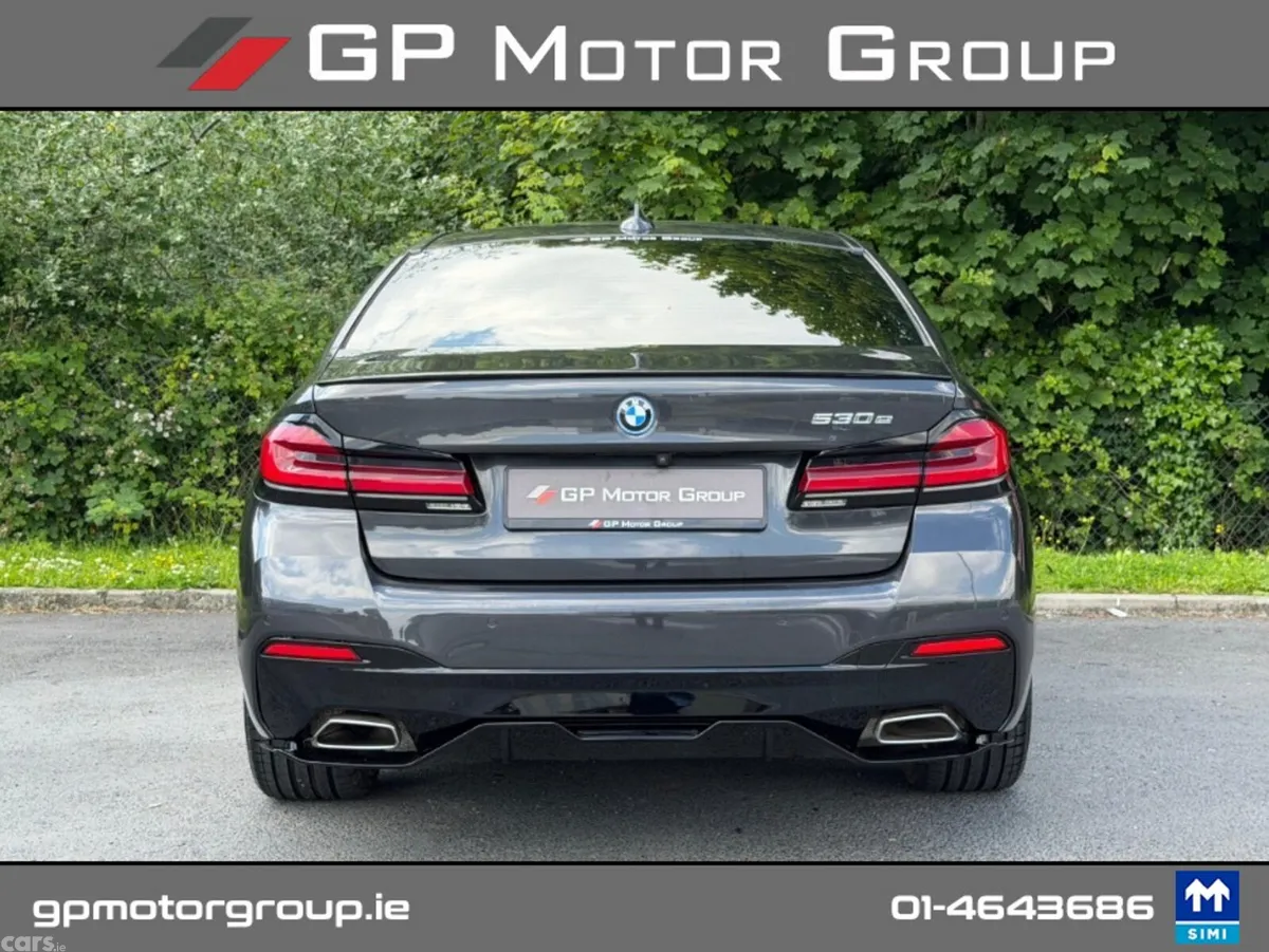 BMW 5-Series Saloon, Petrol Plug-in Hybrid, 2022, Grey