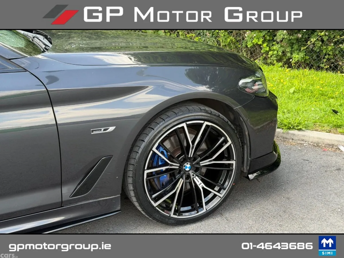 BMW 5-Series Saloon, Petrol Plug-in Hybrid, 2022, Grey