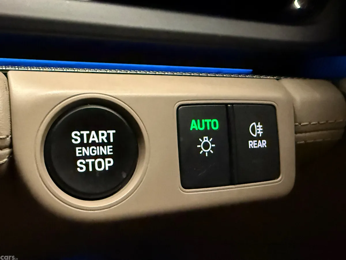 Porsche Panamera Hatchback, Petrol Plug-in Hybrid, 2024, Green