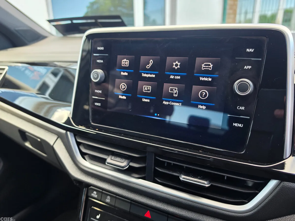 Volkswagen T-Roc SUV, Petrol, 2024, White