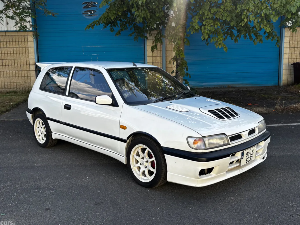 Nissan Pulsar Hatchback, Petrol, 1993, White