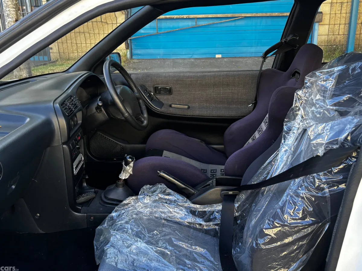 Nissan Pulsar Hatchback, Petrol, 1993, White
