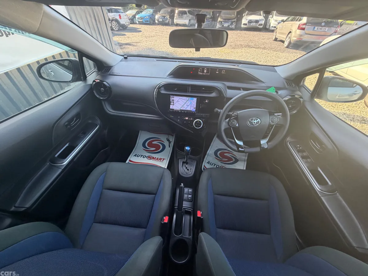 Toyota Aqua Hatchback, Petrol Hybrid, 2017, Silver
