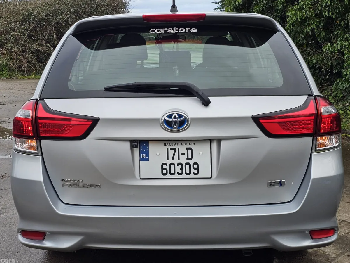 Toyota Corolla Estate, Petrol Hybrid, 2017, Silver