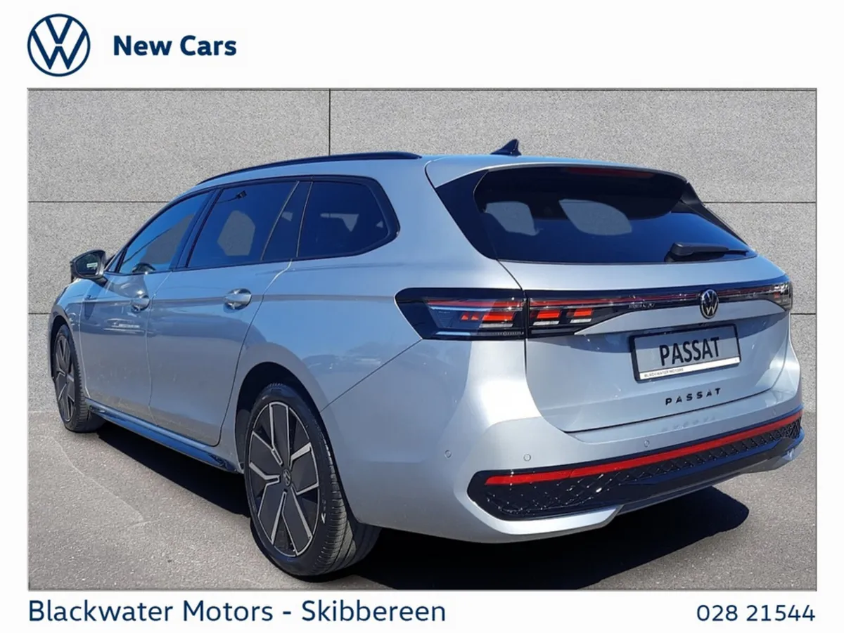 Volkswagen Passat Estate, Diesel, 2026, Grey