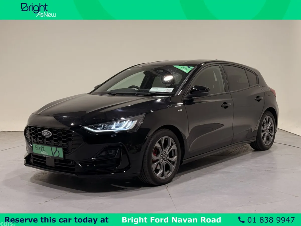 Ford Focus Hatchback, Petrol, 2024, Black