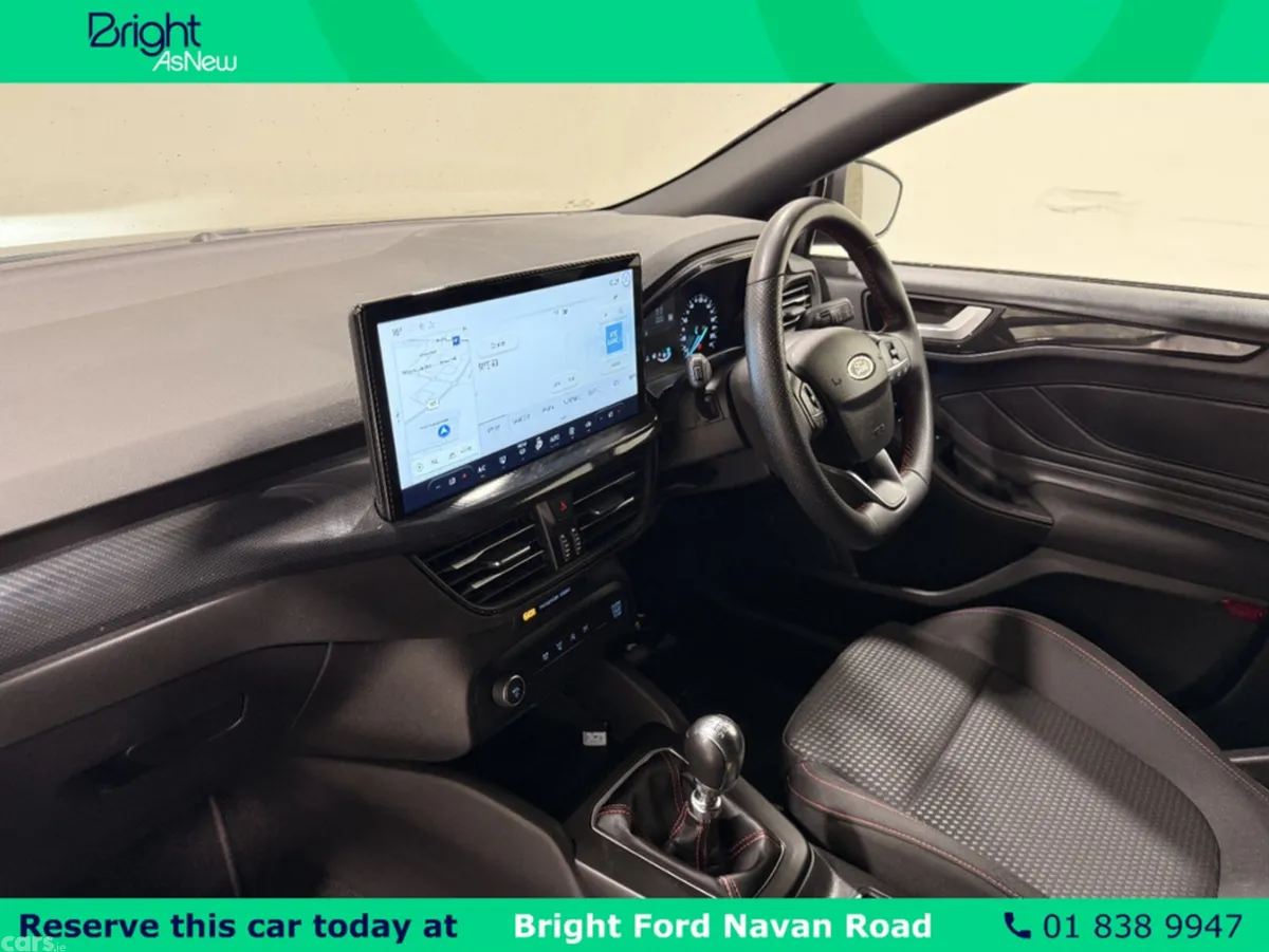 Ford Focus Hatchback, Petrol, 2024, Black
