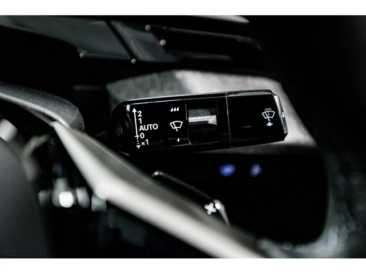 Peugeot 3008 SUV, Electric, 2024, White