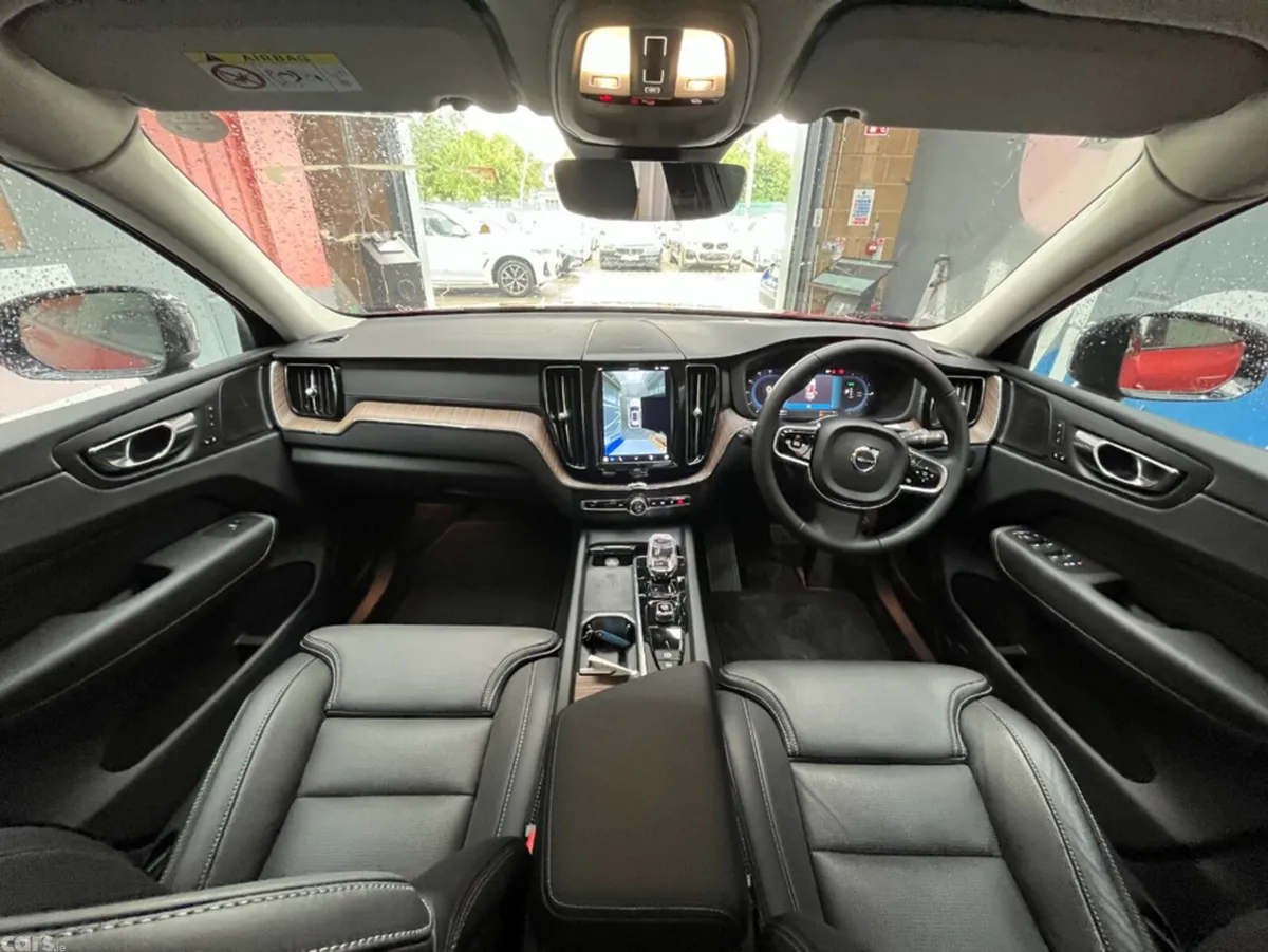 Volvo XC60 SUV, Petrol Plug-in Hybrid, 2024, Red