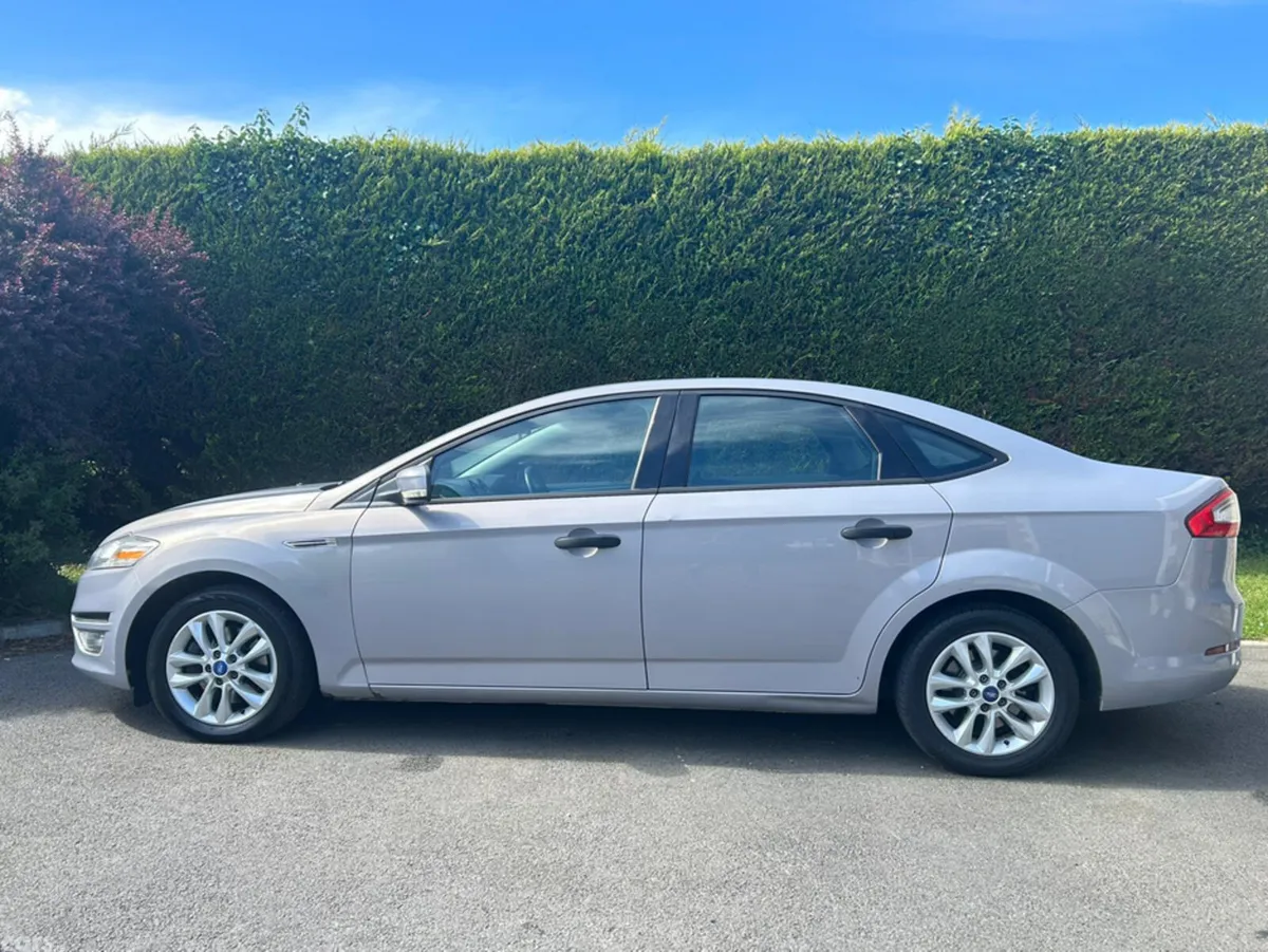 Ford Mondeo Saloon, Diesel, 2014, Grey