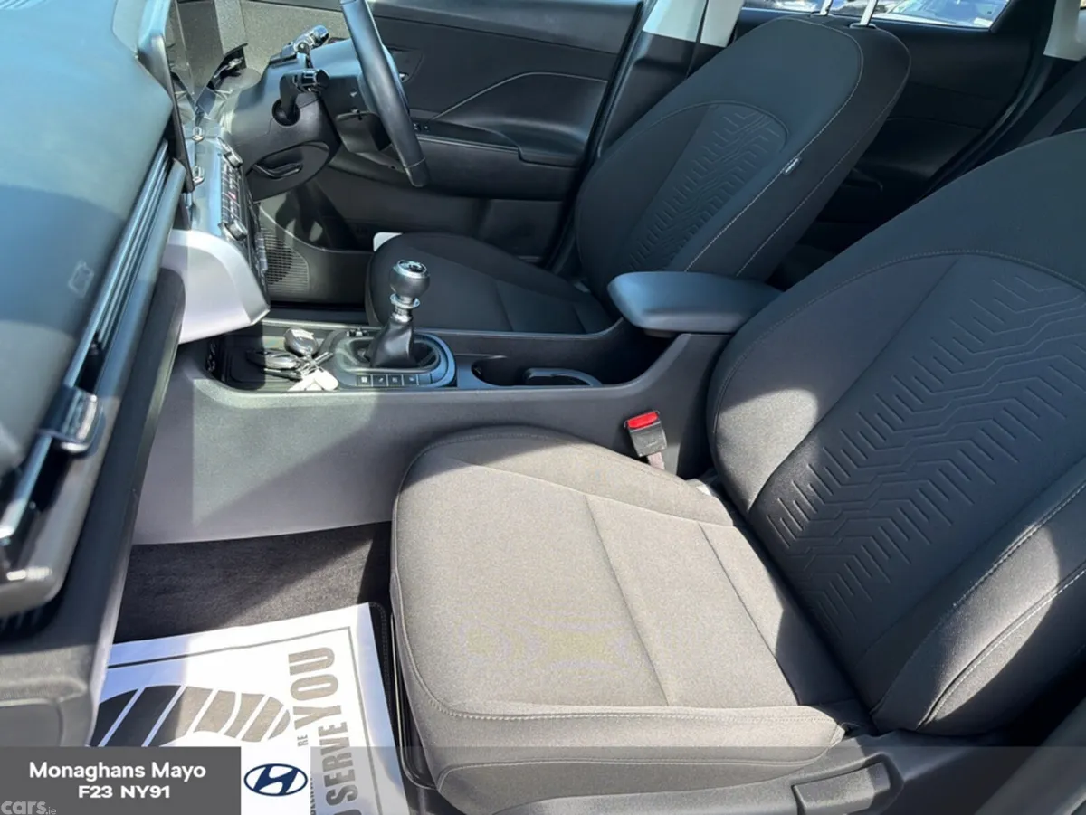 Hyundai KONA MPV, Petrol, 2025, Grey