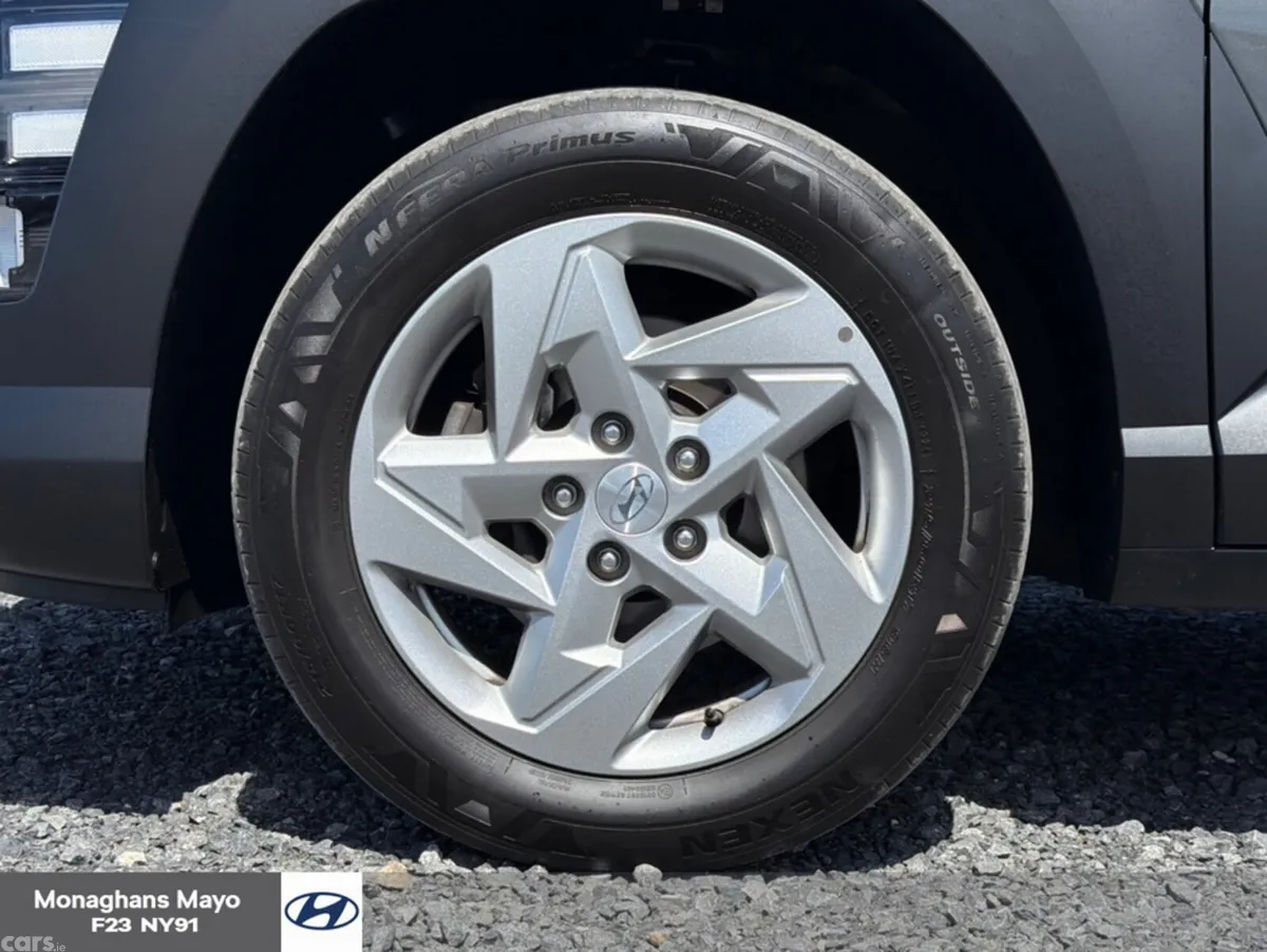 Hyundai KONA MPV, Petrol, 2025, Grey