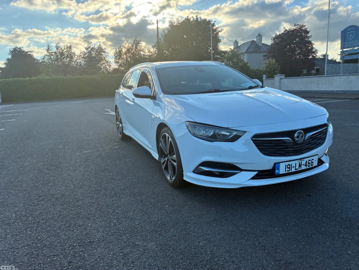 Vauxhall Insignia Estate, Diesel, 2019, White