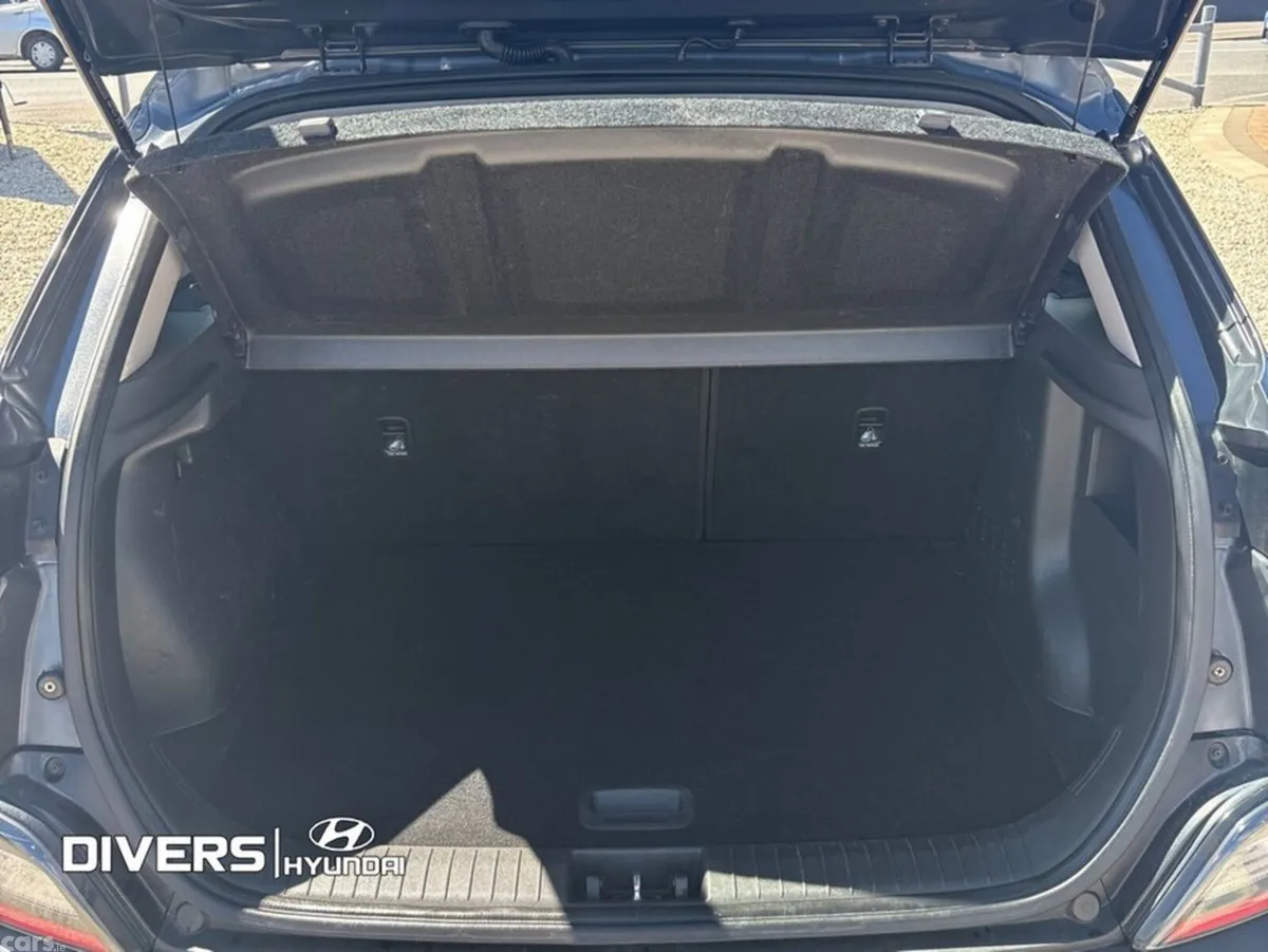 Hyundai KONA MPV, Diesel, 2022, Grey
