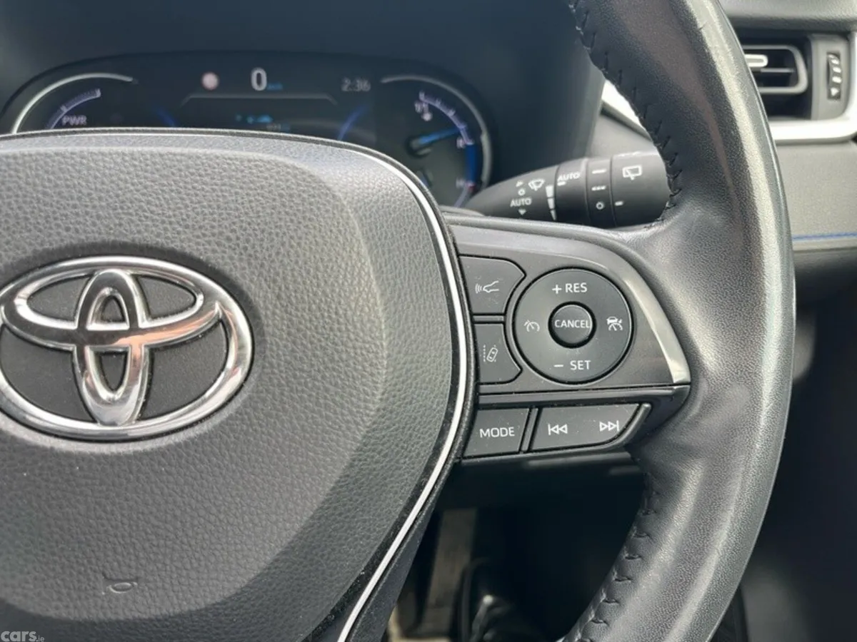 Toyota RAV4 SUV, Petrol Hybrid, 2022, Grey