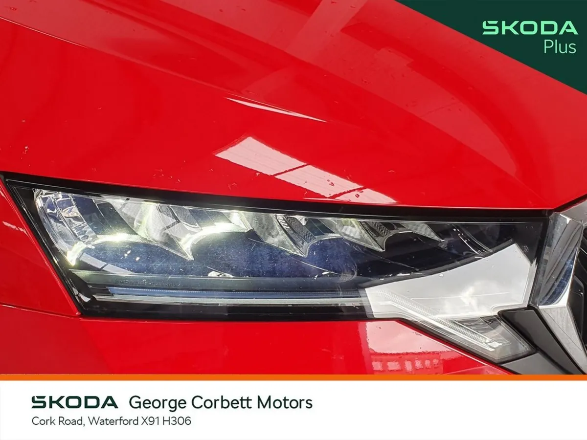 Skoda Octavia Saloon, Diesel, 2025, Red