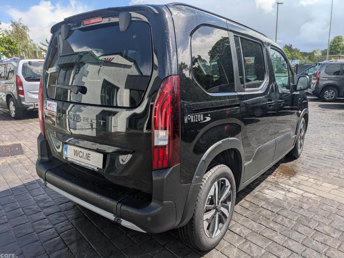 Peugeot Rifter MPV, Diesel, 2026, Black