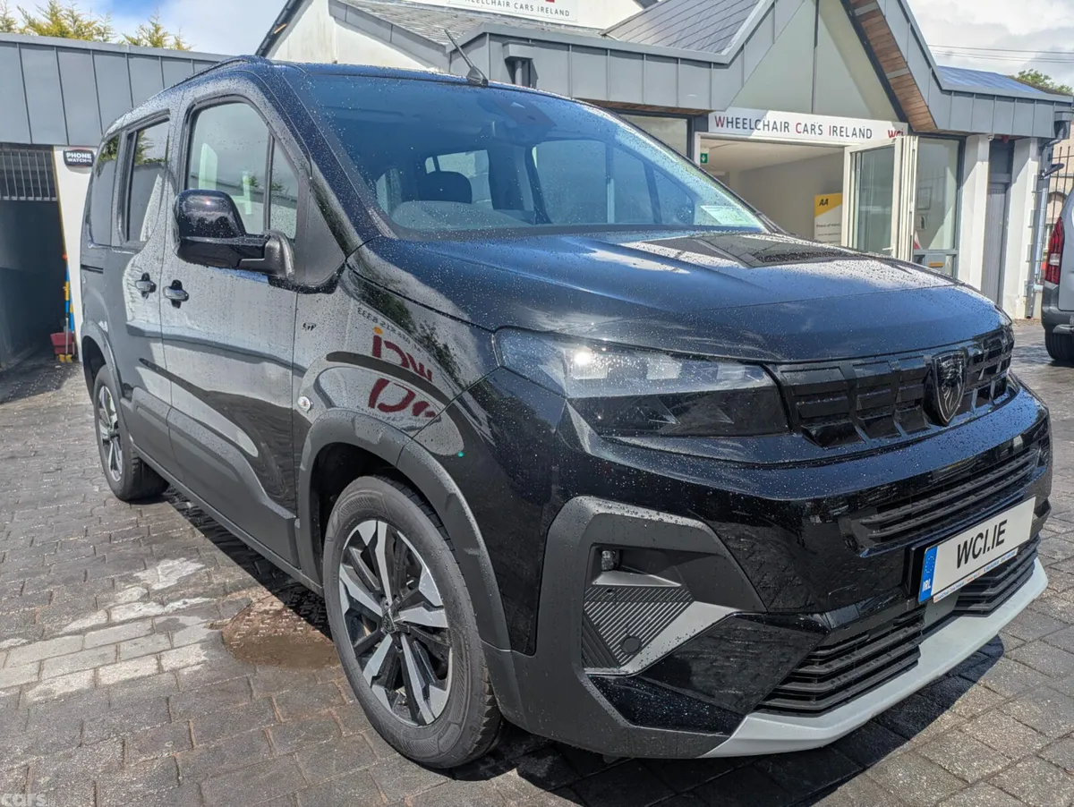 Peugeot Rifter MPV, Diesel, 2026, Black