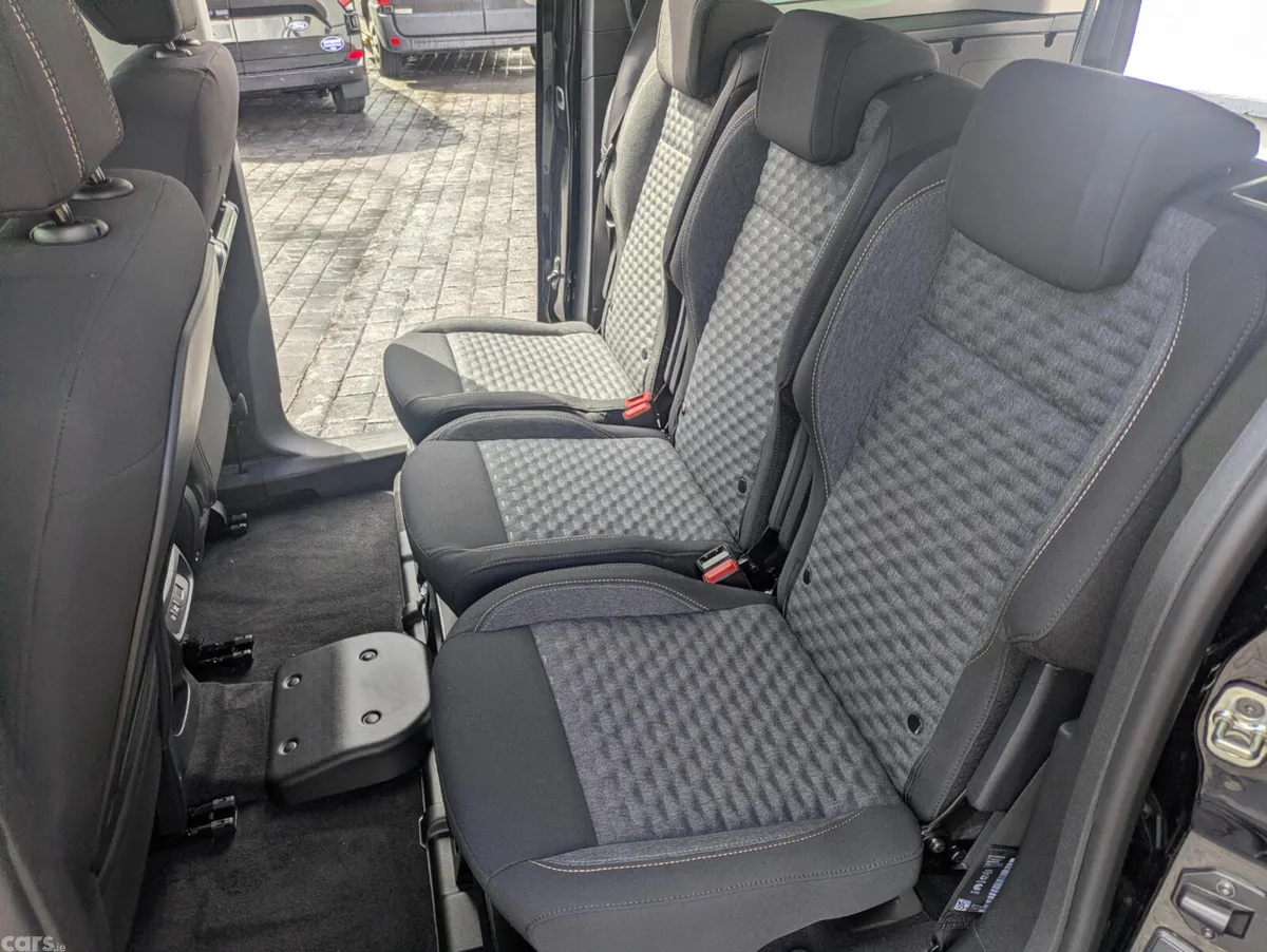 Peugeot Rifter MPV, Diesel, 2026, Black