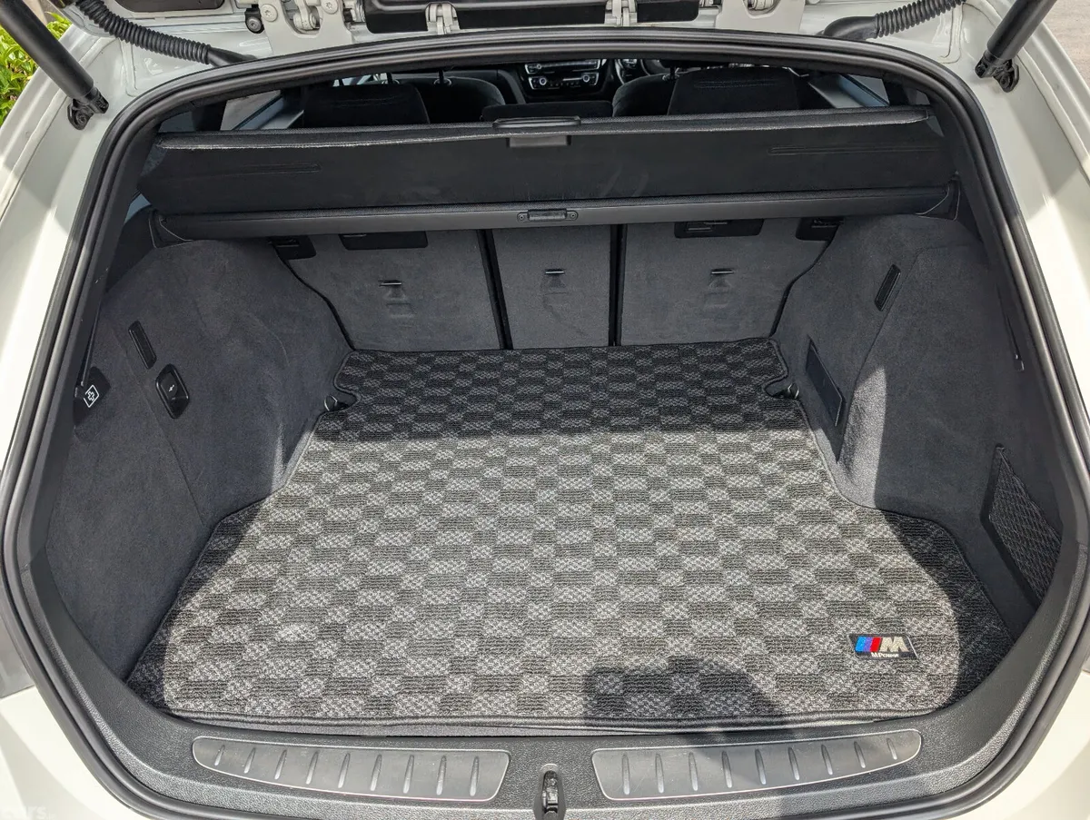 BMW 3-Series Estate, Diesel, 2018, White