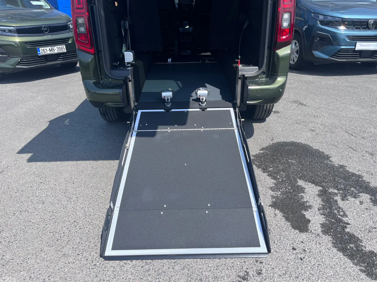 Opel Combo MPV, Diesel, 2027, Green