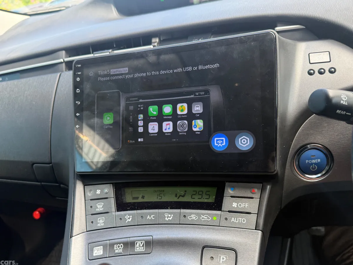 Toyota Prius Hatchback, Petrol Hybrid, 2014, White