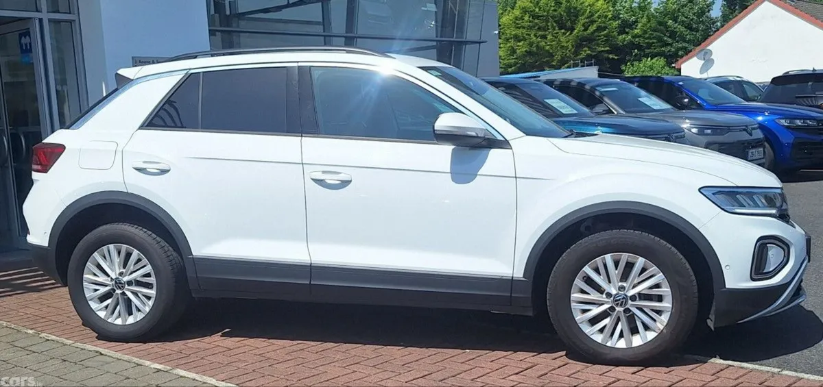 Volkswagen T-Roc SUV, Diesel, 2024, White